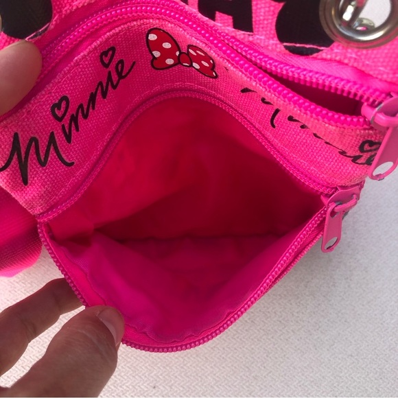Disney's Minnie Mouse"Glam" Cross-Body Passport Purse Shoulder Bag, Neon Pink - Picture 4 of 11